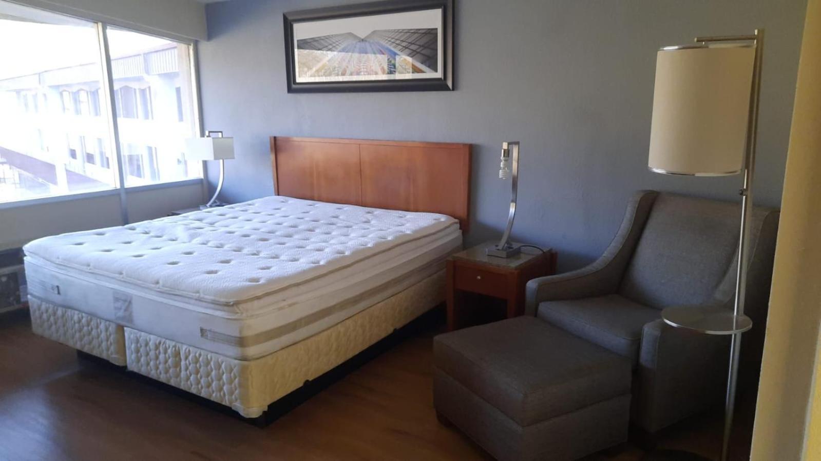 Hillside Manor Motel ภายนอก รูปภาพ